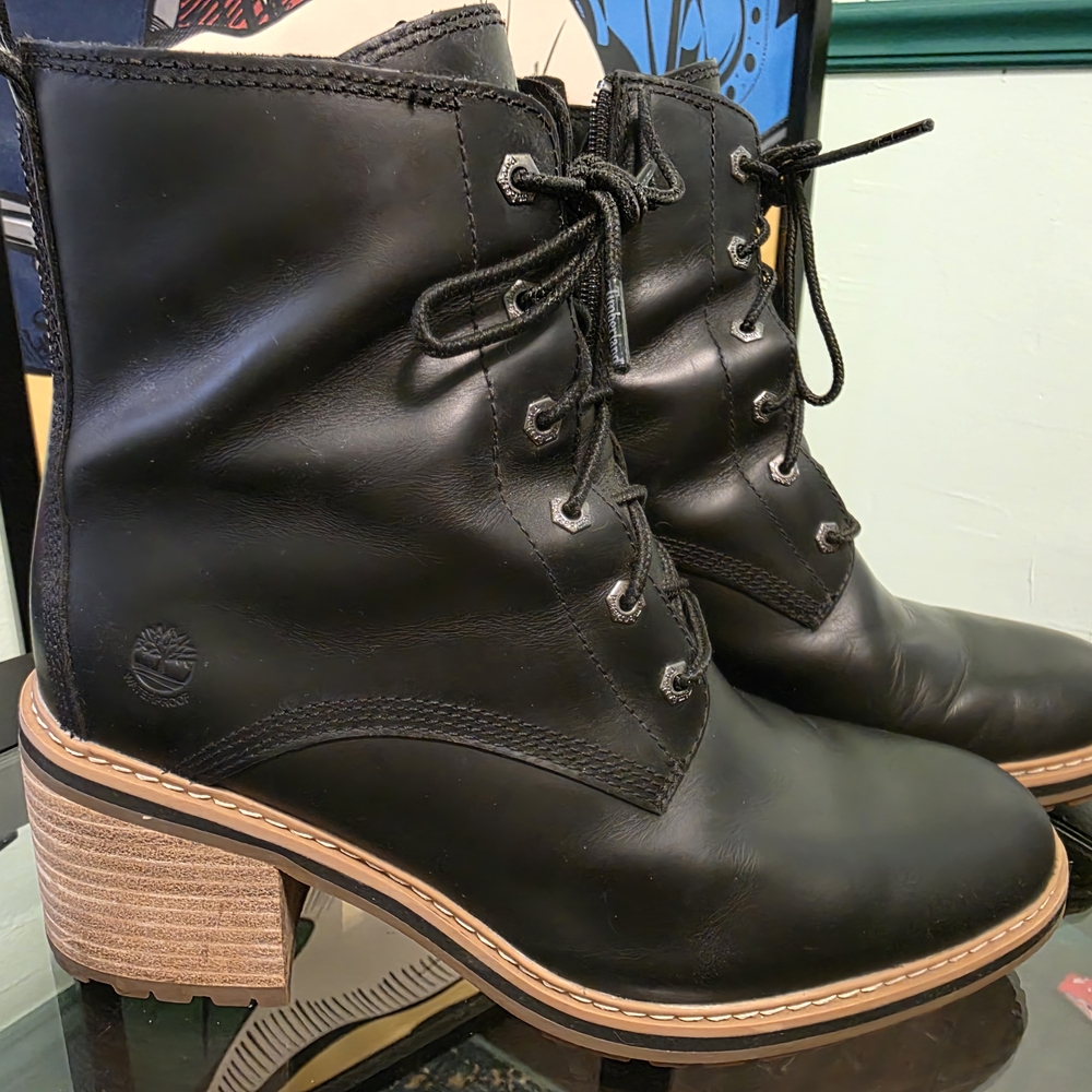 Timberland Women's Black Leather Boots